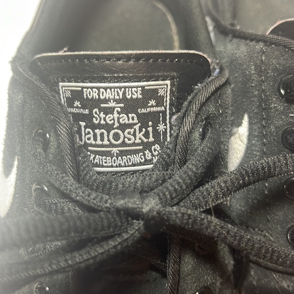 (GS) Nike Stefan Janoski SB 'Black White' 525104-021 - Picture 6 of 7